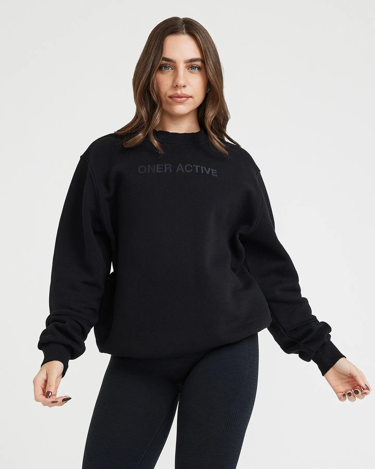 Classic Lounge Oversized Crew Neck | Black