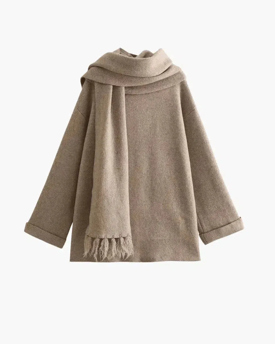 Diana – Knot closure – Scarf coat